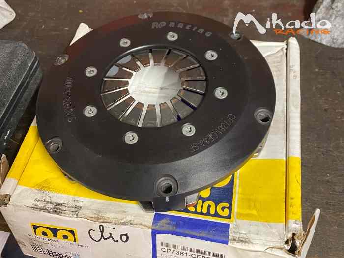 Embrayage 6 patins complet avec mécanisme AP racing clio r3 max 3