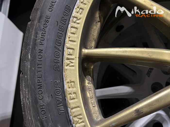 4 pneus pluie Kumho TW02 210/645 R18 rallye asphalte 1