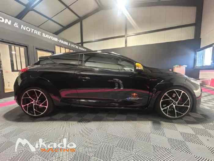 MEGANE RS REDBULL 2012 0