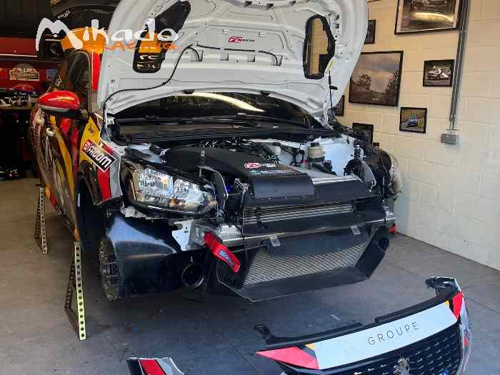 Peugeot 208 rally 4 5
