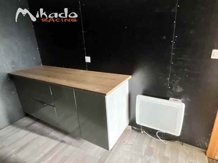 Camion assistance iveco 4