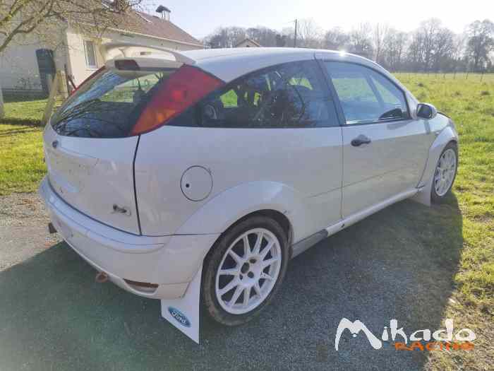 vraie focus kit car USINE + énorme lot de bord 2