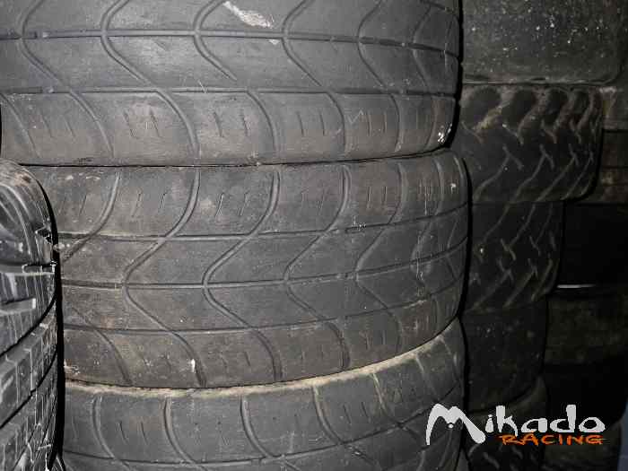 8 Pneus pluie Pirelli N3 15p 1