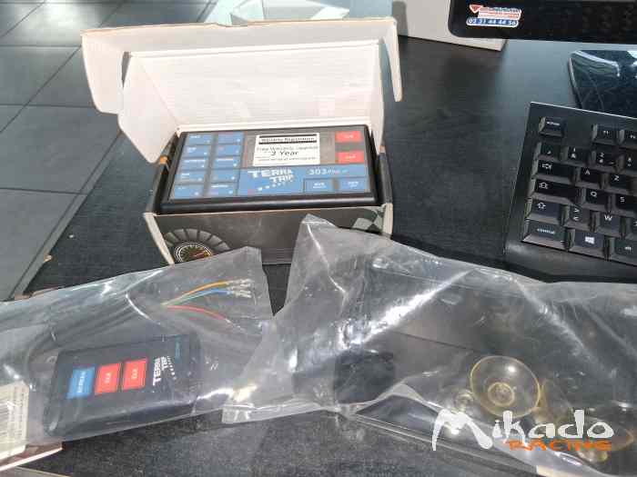 Terratrip 303 plus V4 avec support et télécommande 1