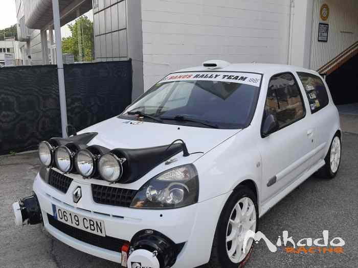 clio sport f2000 0