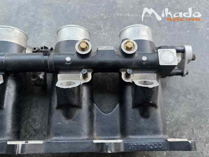 Vends admission 4 papillons F7R RENAULT SPORT 4