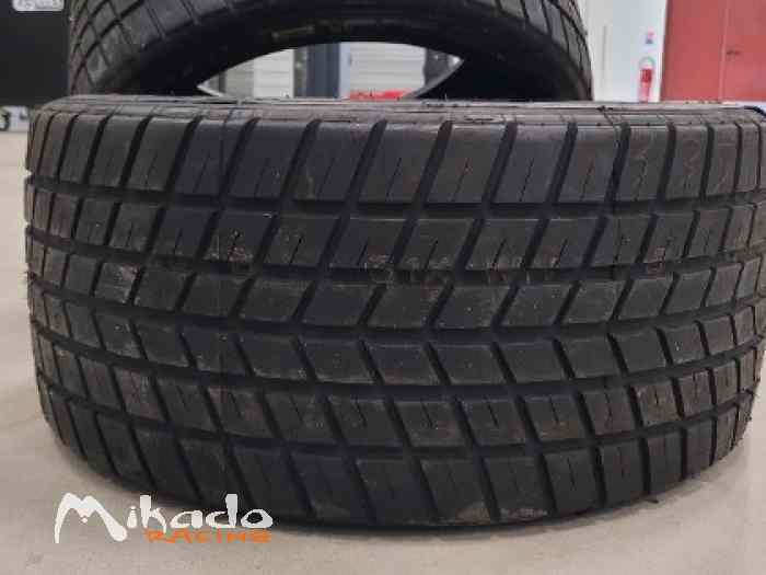 Pneus pluie Pirelli 265/645-18 WH – photo 3 sur 5