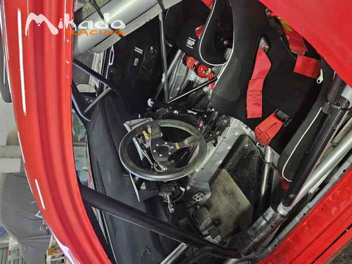 Mitsubishi lancer evo 9 R4 2