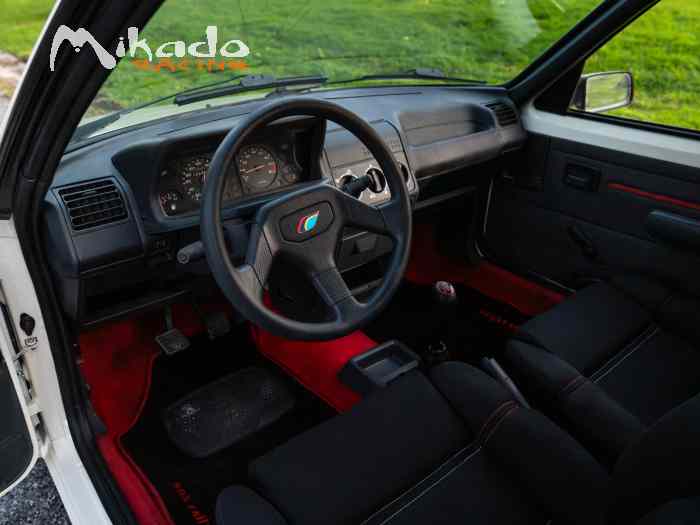 Peugeot 205 rallye phase 1 état execeptionnel 1
