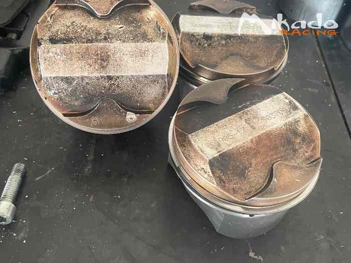 Piston forger clio Williams