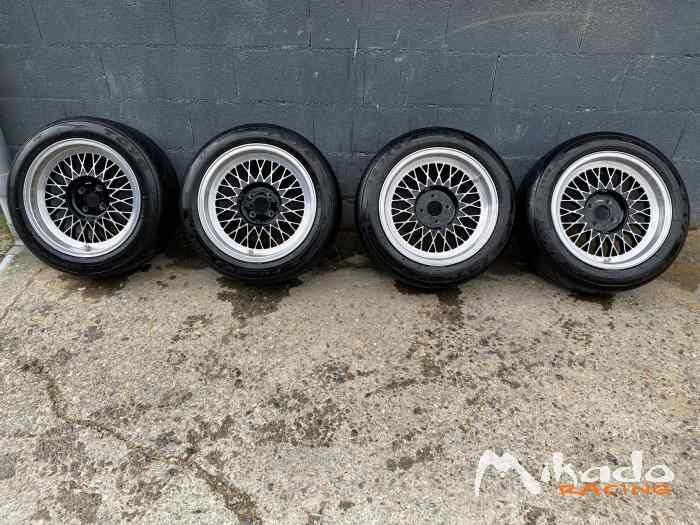 roues aluminium BMW e30 16 pouces style BBS avec pneus semi-slicks 0