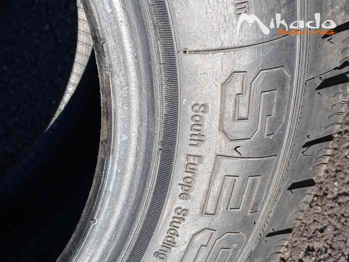 Pneus SISTERON NEUFS 3