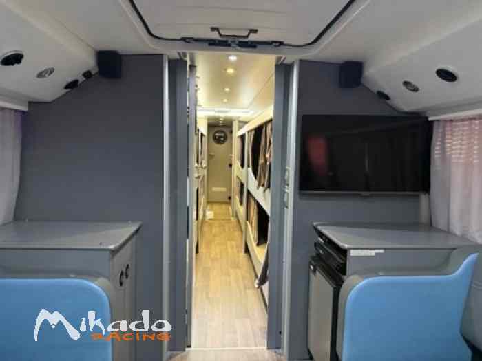 BUS AMENAGE DOUBLE ETAGE 4