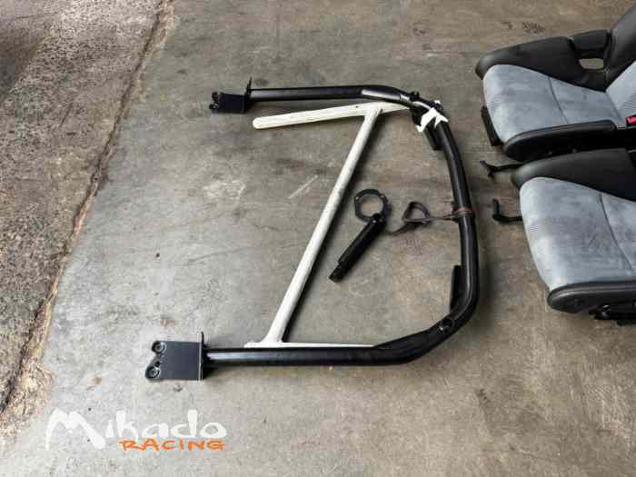 Arceau Porsche Cayman GT4 2