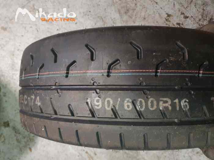 Lot pneus Kumho 16 pouces 0