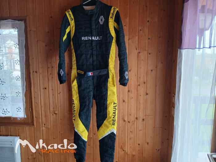 Combinaison Renault sport taille 52 0