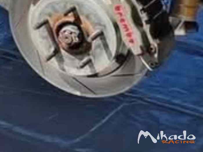 Recherche kit gros freins arrière VO Brembo complet pour Mitsubishi lancer Evo 9