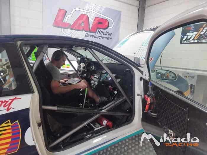 vraie focus kit car USINE + énorme lot de bord 4