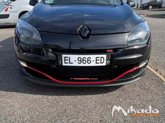 Renault megane coupé 3 RS TROPHY phase 2 4