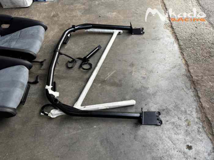 Arceau Porsche Cayman GT4 1