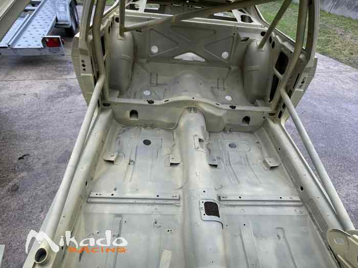 Caisse Alfa Romeo GTV6 1