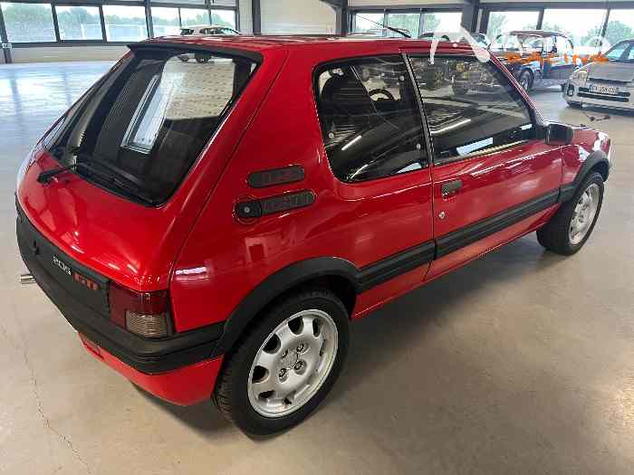Peugeot 205 gti 1,9 1