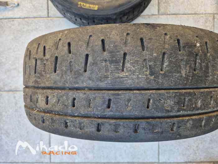 Pirelli 205/45-17 RA5 1
