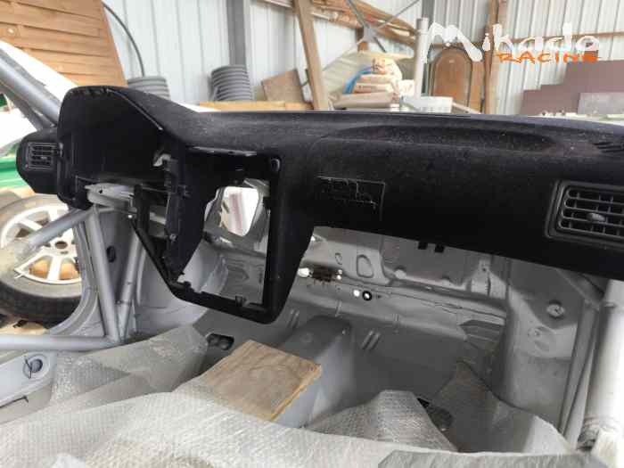 A VENDRE CAISSE 106 MAXI 4