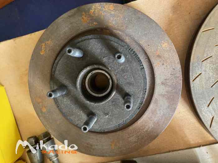 MOYEU DISQUE ARRIÈRE CLIO R3 MAX