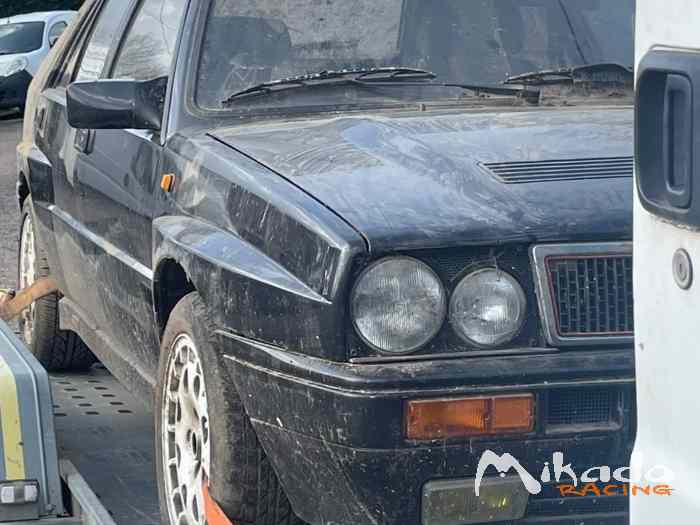 Lancia Delta intégrale 16V sortie de grange 0