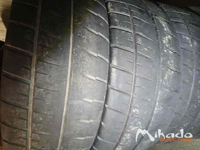 Pneus Michelin M20/S10/MW1.