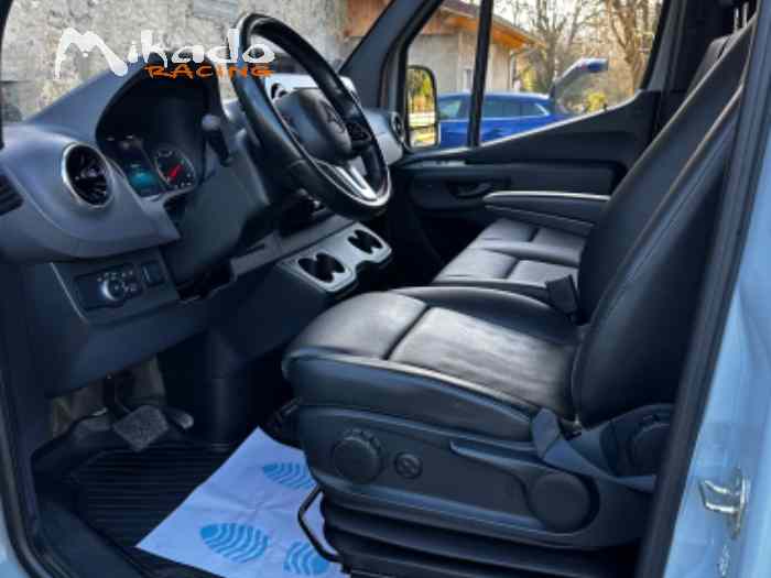 Mercedes sprinter 3L V6 1
