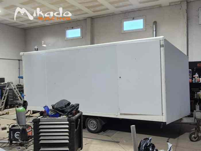 Remorque fermée hubiere 0