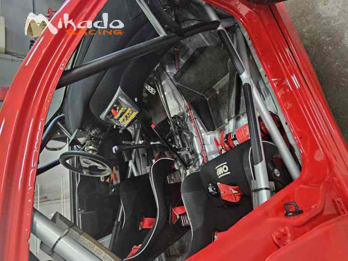 Mitsubishi lancer evo 9 R4 1