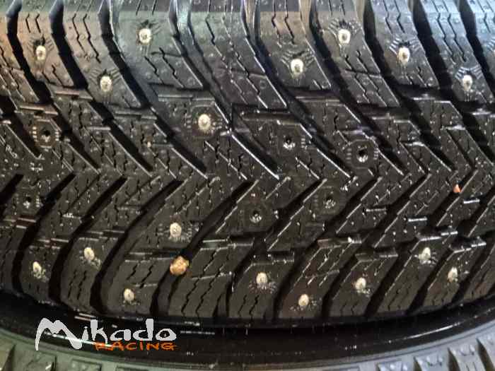 pneus clous NOKIAN Hakkapeliitta 10 1