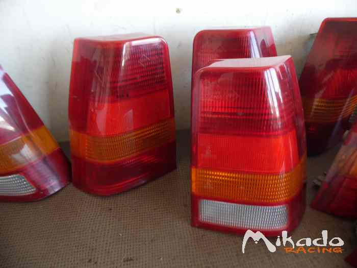 FEUX ARRIERE OPEL KADETT E 2