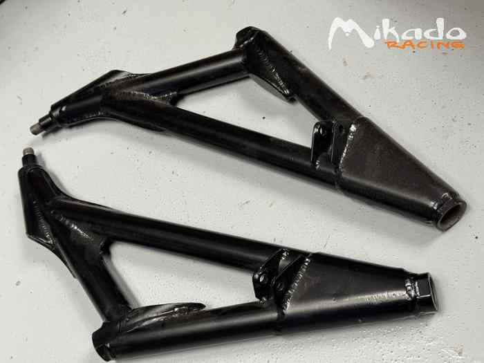 Jeu de triangles 106 / Saxo voies larges F2000 0