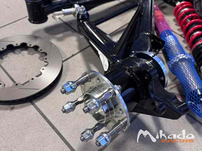 Pièces neuves M3 E330 GRA 1