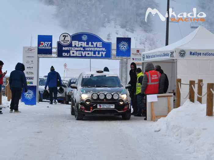 TWINGO Maxi R1 Boîte séquentielle 5