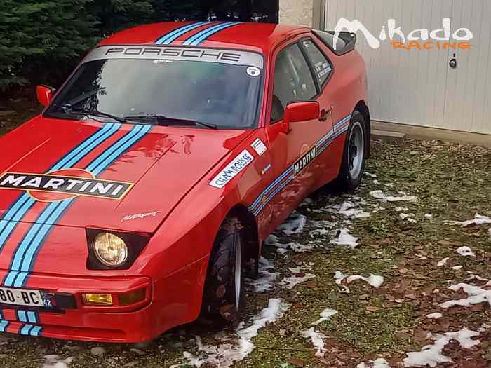 PORSCHE 944 PRETE A COURIR EN VHRS