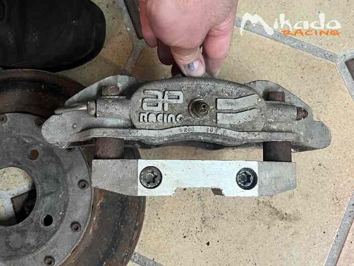 Frein AV 4 pistons+ disque sur bol 0