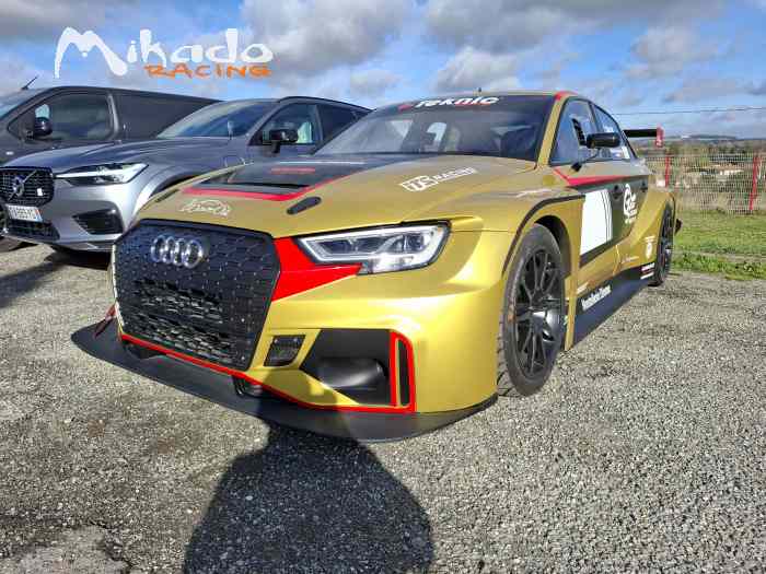 Audi RS3 LMS TCR 3
