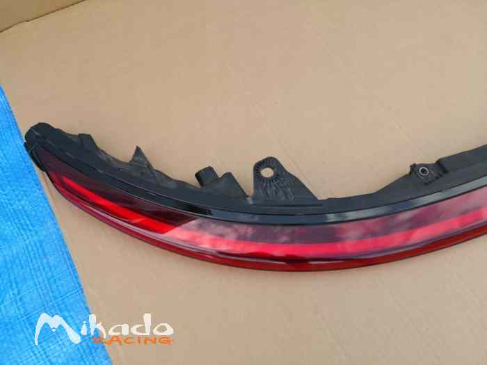 FEU ARRIERE PORSCHE 911/992 GT3 1