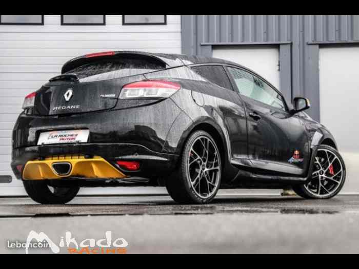 MEGANE RS REDBULL 2012 2