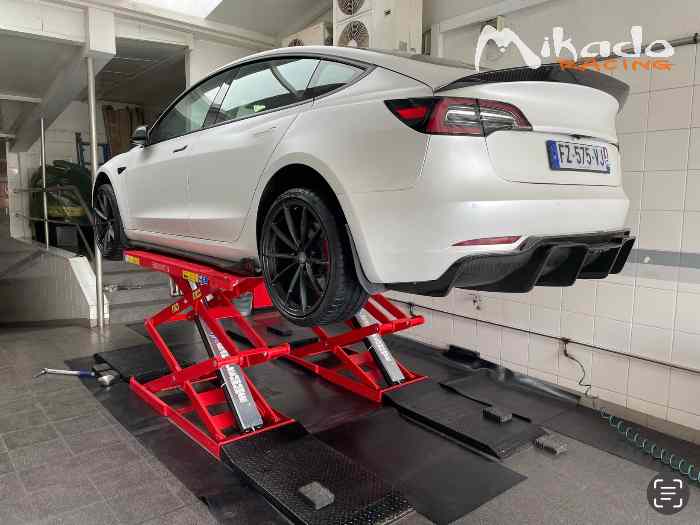 Tesla performance 2021 evo2 préparée ENRS 3