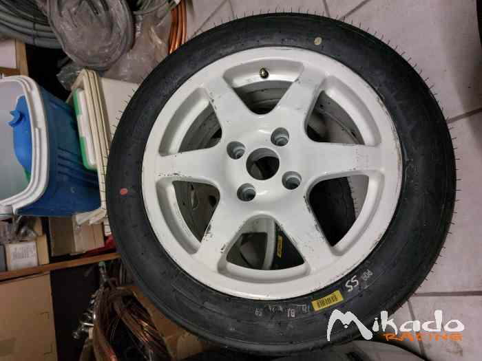 Pneu mrf neuf 15 pouces 2