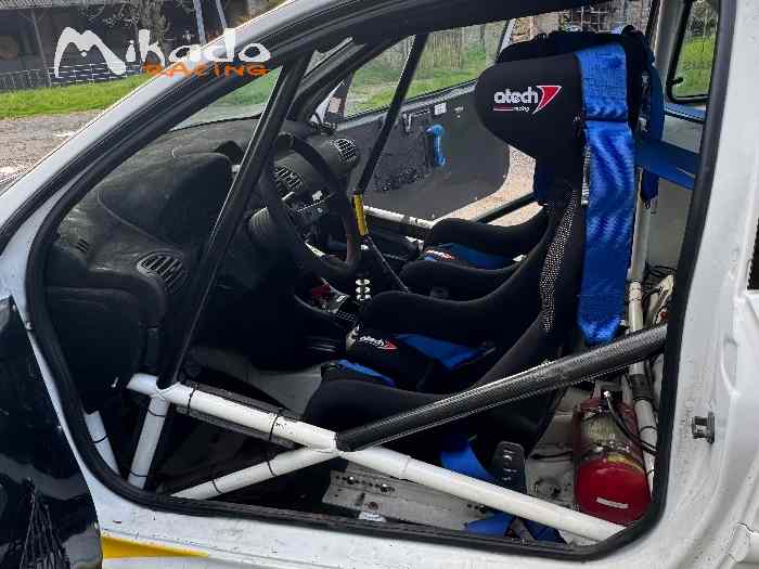 Peugeot 206 A6K «volant» 4