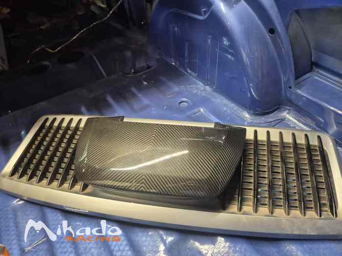 Prise d air capot arrière carbone techart porsche 991.2 turbo /turbo s 1