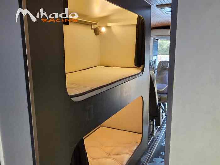 Bus Vasp 9 places avec garage 2