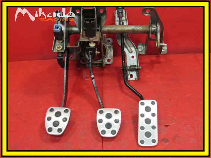 PEDALBOX SUBARU IMPREZA WRX 2004 0